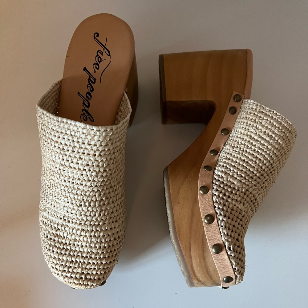 🌟 FREE PEOPLE Claudia Crochet Clog-SIZE 8 - Picture 7 of 16